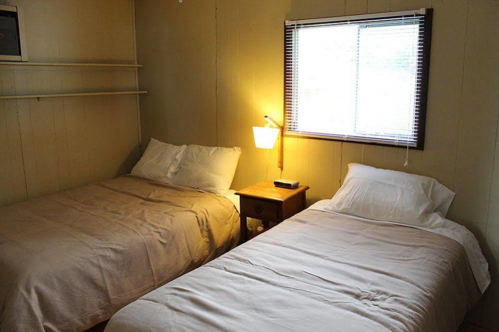 Mashkinonje Lodge Lavigne エクステリア 写真